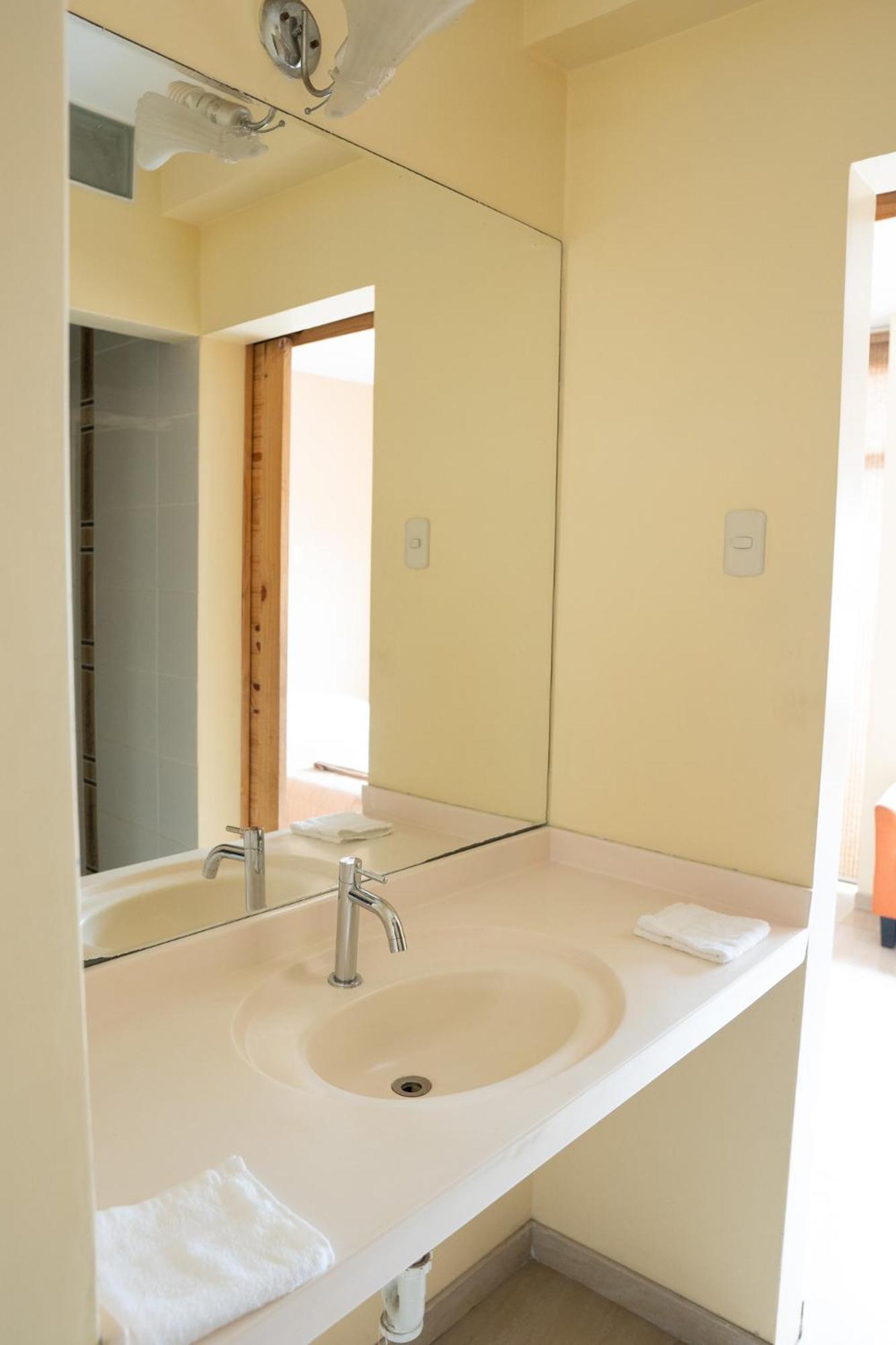 Trugarden Hotel Trujillo Zewnętrze zdjęcie