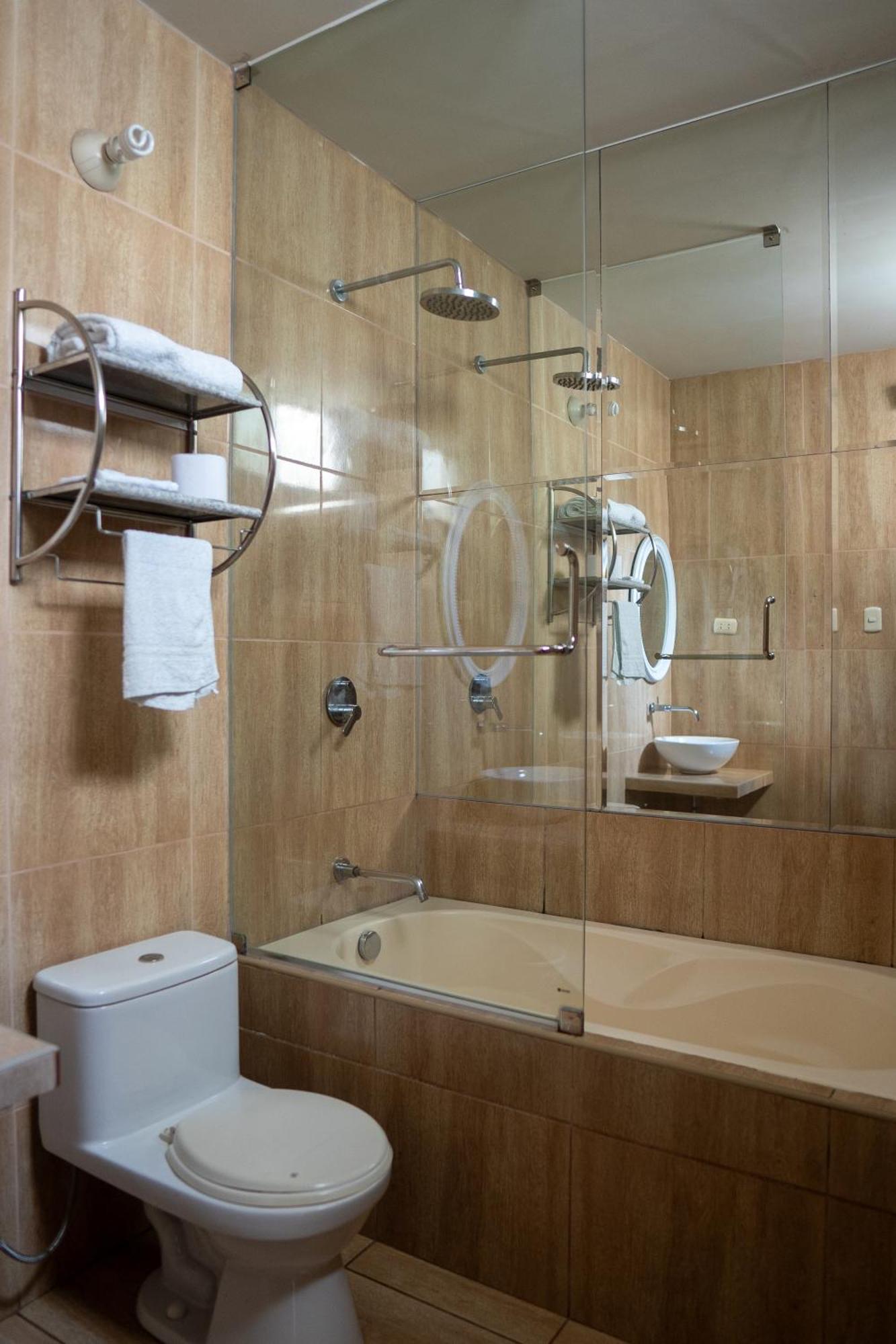 Trugarden Hotel Trujillo Zewnętrze zdjęcie